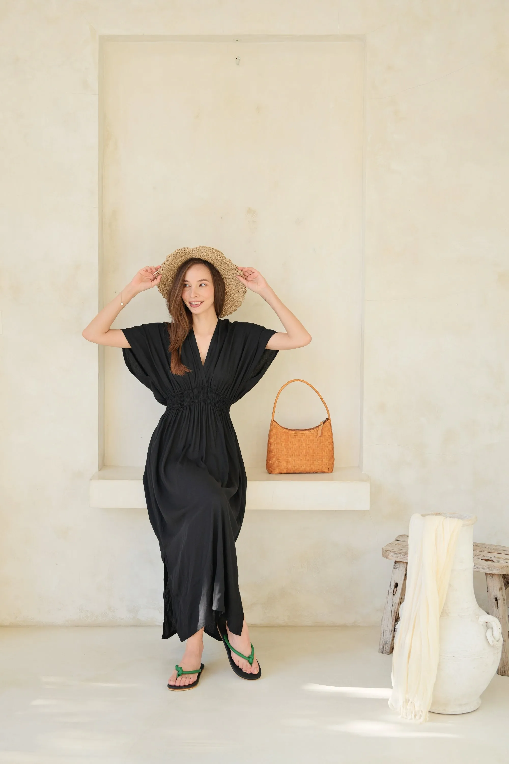 Edith Handwoven Leather Shoulder Bag in Tan