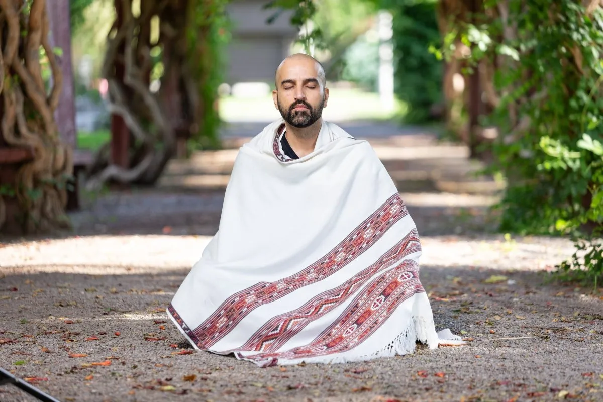 Meditation Shawl / Meditation Blanket / Prayer Shawl for Men Women (Energize)