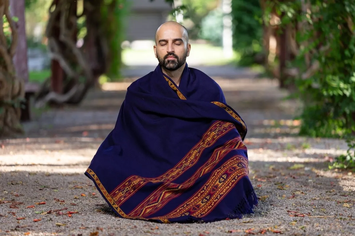 Meditation Shawl / Meditation Blanket / Prayer Shawl for Men Women (Energize)