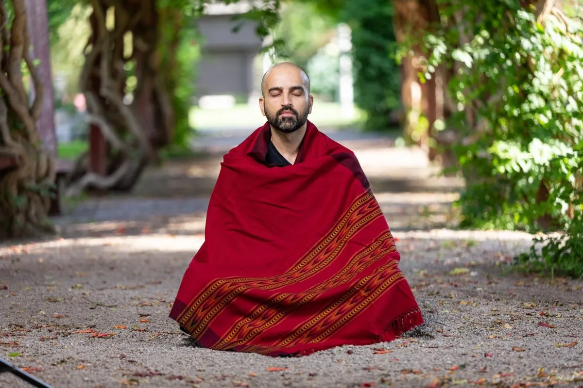 Meditation Shawl / Meditation Blanket / Prayer Shawl for Men Women (Truth)