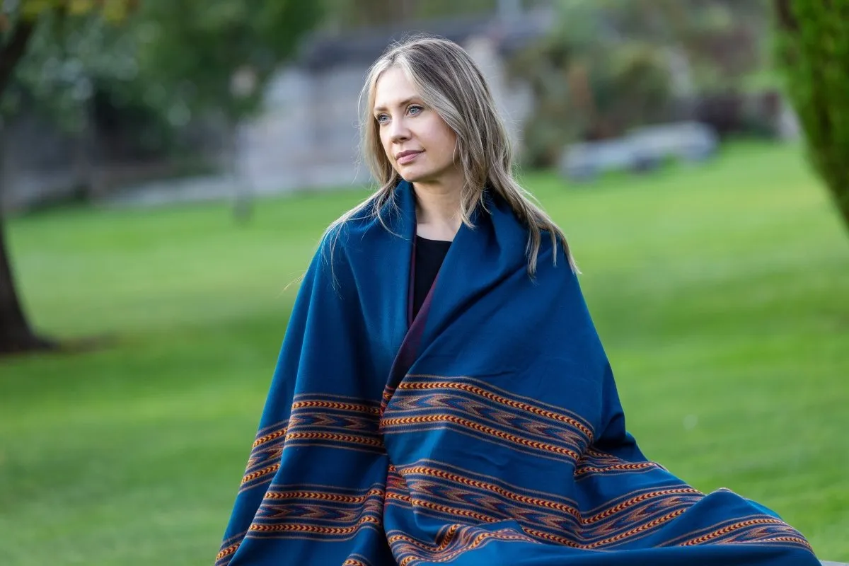 Meditation Shawl / Meditation Blanket / Prayer Shawl for Men Women (Truth)