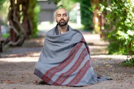 Meditation Shawl / Meditation Blanket / Prayer Shawl for Men Women (Truth)