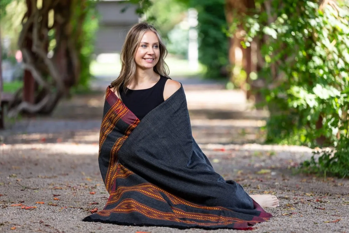 Meditation Shawl / Meditation Blanket / Prayer Shawl for Men Women (Truth)