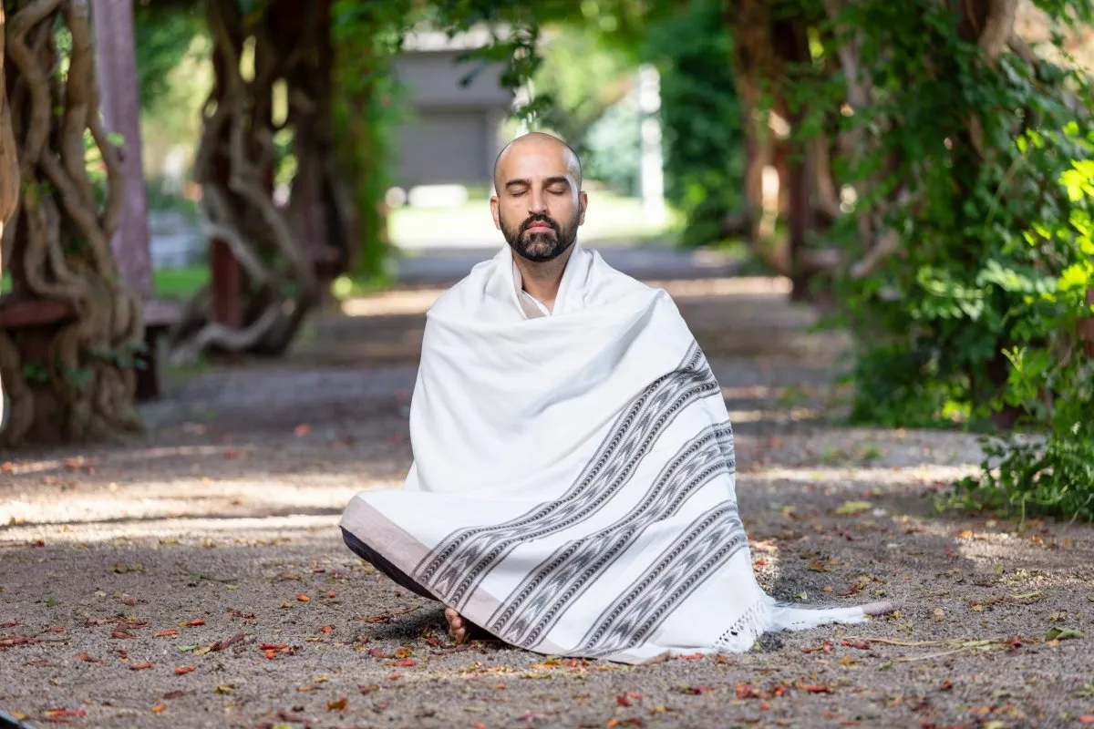 Meditation Shawl / Meditation Blanket / Prayer Shawl for Men Women (Truth)