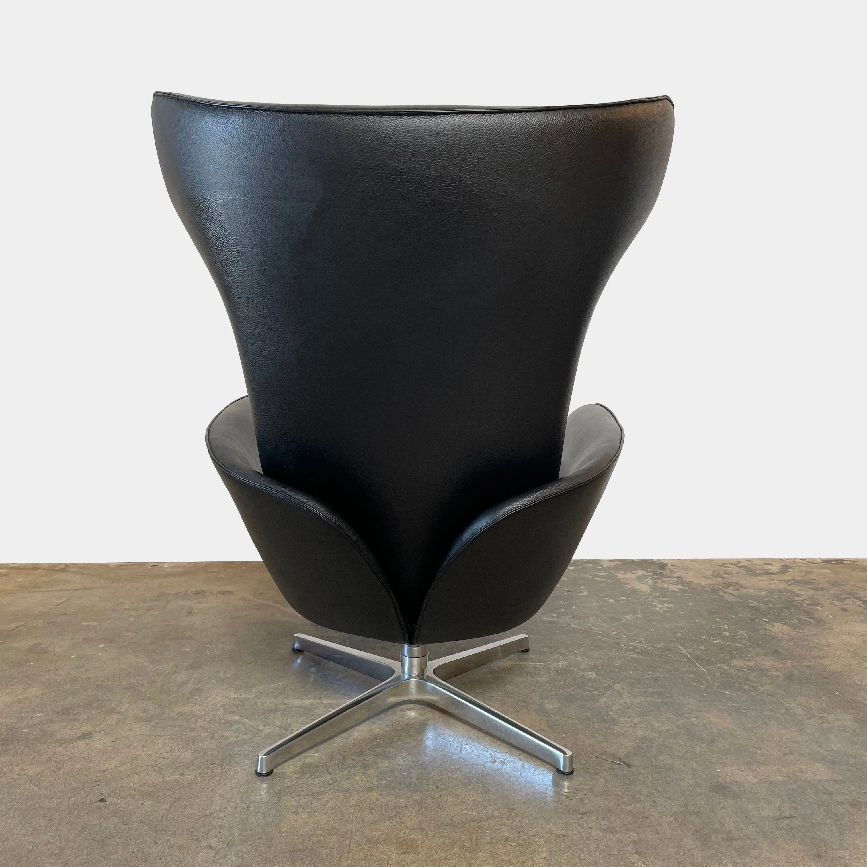Onsa Armchair & footstool