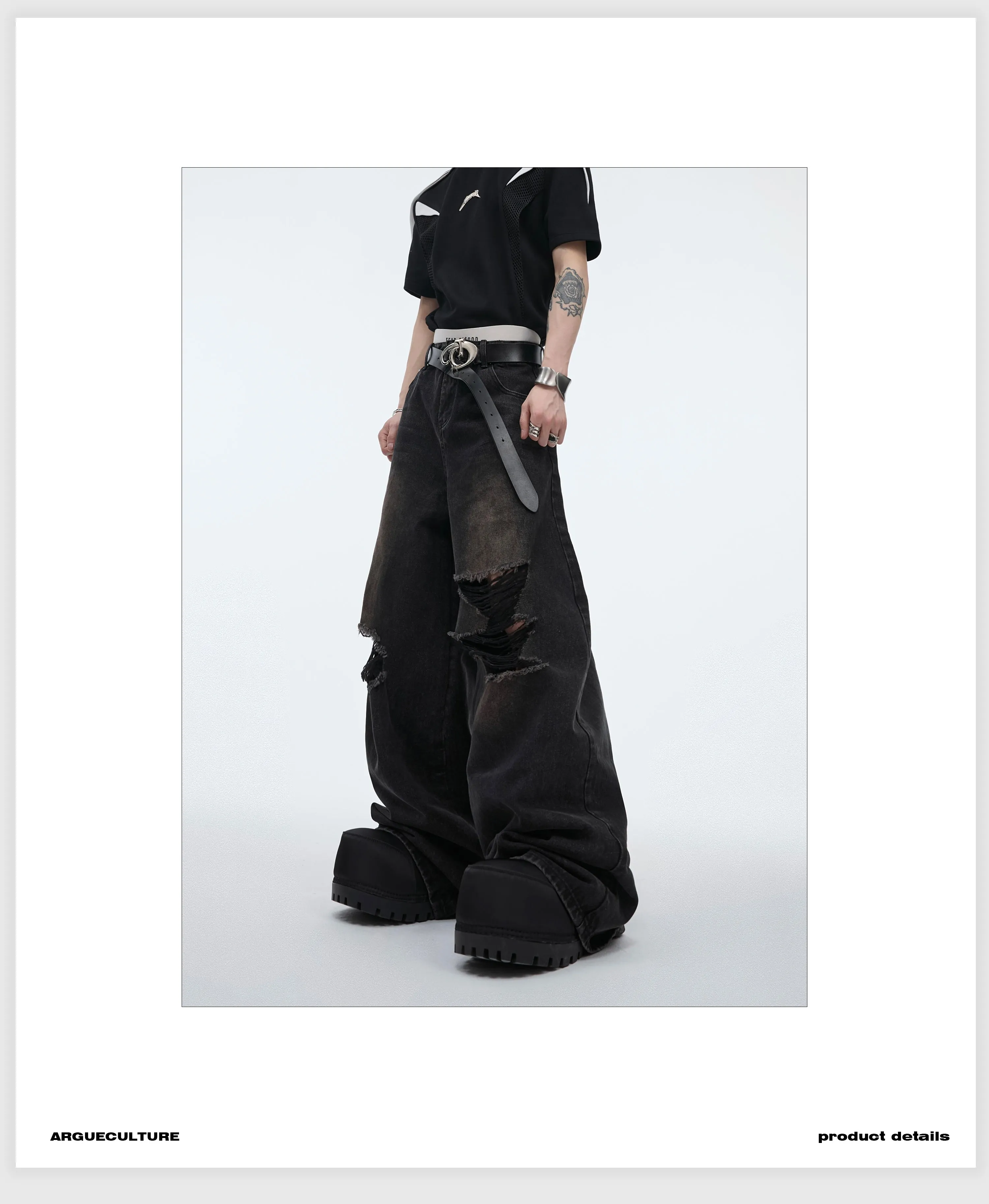 Ripped Wide Cut Jeans