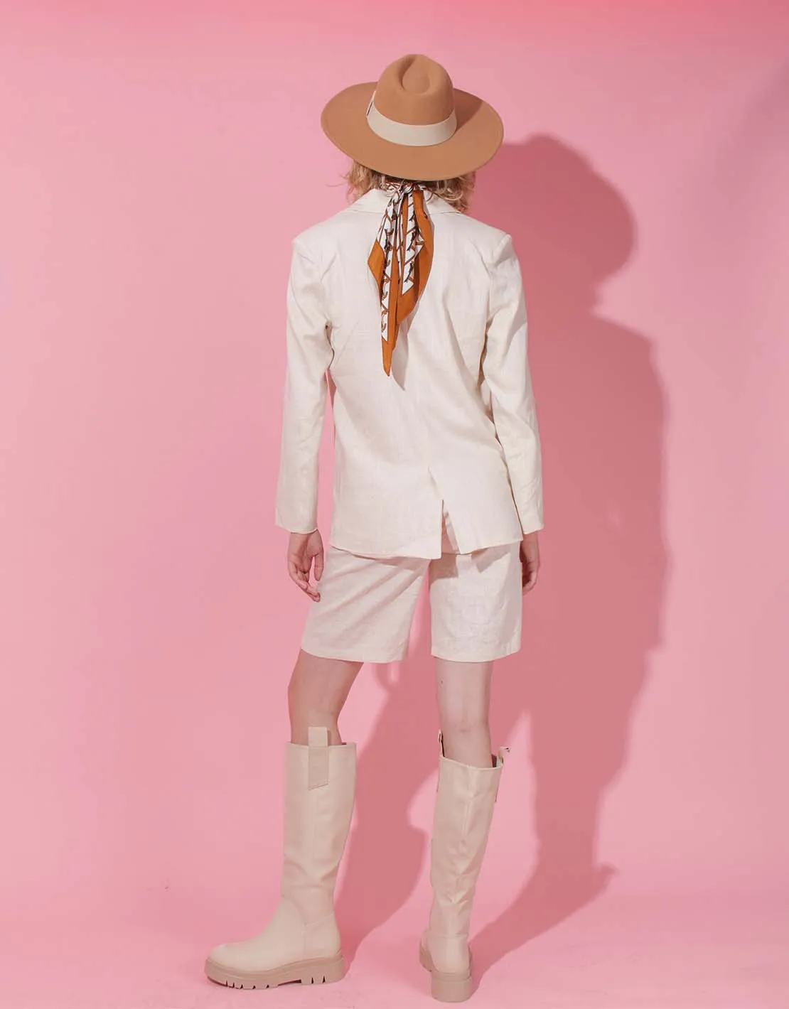 Summer blazer with front pockets